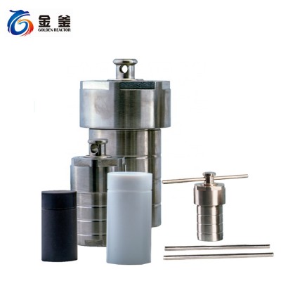 Small PTFE Lined Pressure Vessel